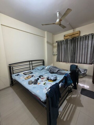 Bedroom in 2 BHK Apartment at Suncity Complex, Powai – for Rent