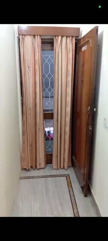 Furnished Amenities in 2 BHK Builder Floor at Malviya Nagar – for Rent