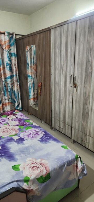 Bedroom in 2 BHK Apartment at Powai – for Rent