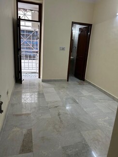 3 BHK + Servant Room,Study Room,Extra Room Builder Floor For Rent in East Of Kailash