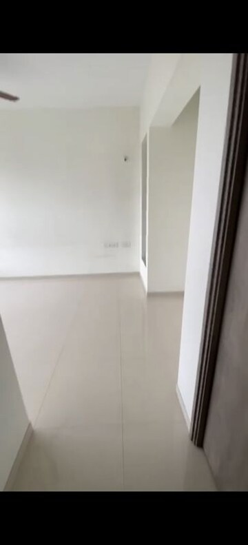 Balcony in 2 BHK Apartment at Kalpataru Paramount, Kapur Bawdi – for Rent