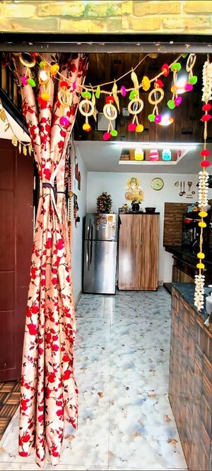 Bedroom in 3 BHK Apartment at Shalimar Oneworld Vista, Gomti Nagar – for Rent