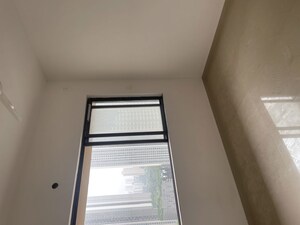 Furnished Amenities in 2 BHK Apartment at Nirmal Zircon, Mulund West – for Rent