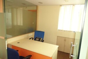 Team Area in  Office Space at Dynasty Business Park, Andheri East – for Rent