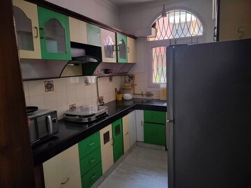 Kitchen in 1 BHK Builder Floor at South City 1 – for Rent