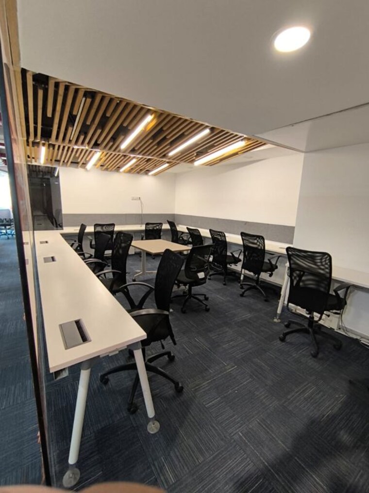 Team Area, mittal-commercia Commercial Office Space 3000 Sq.Ft. In Andheri East Mumbai 9228724