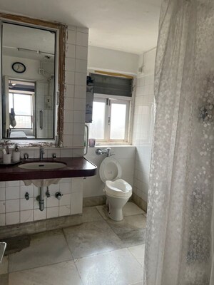 Bathroom in 4 BHK Apartment at Satellite Sesen, Nepean Sea Road – for Rent