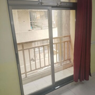 Room in 2 BHK Apartment at Tilak Nagar – for Rent