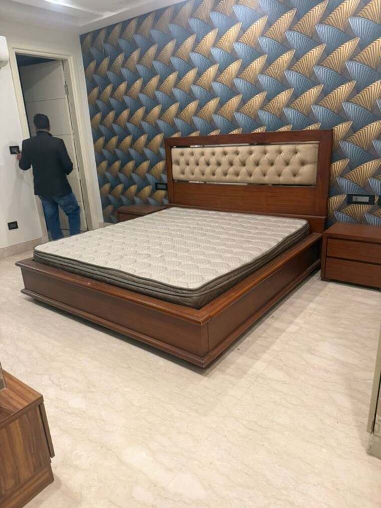 Bedroom, shivalik colony 1 RK 2000 Sq.Ft. Builder Floor In Shivalik Colony Delhi 10073386