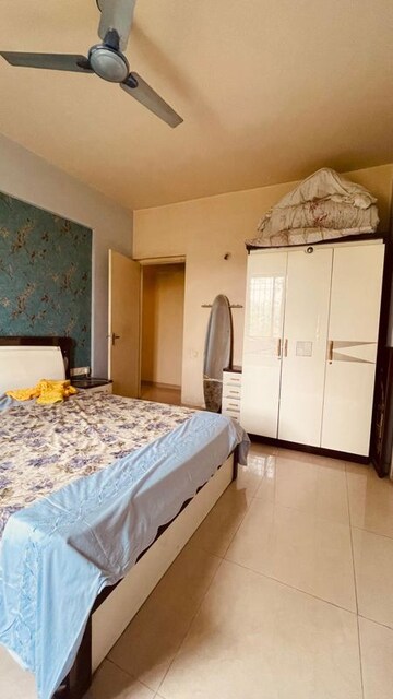 Bedroom in 4 BHK Apartment at Windsor Avenue, Wanowrie – for Sale