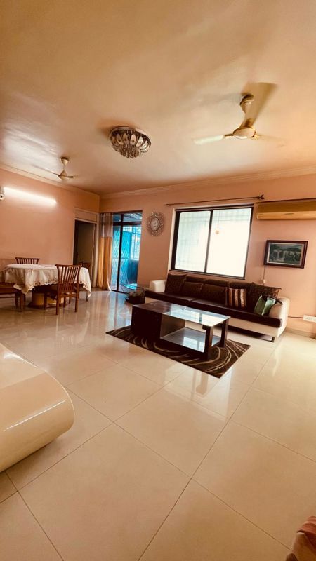 4 BHK + Extra Room Apartment For Sale in Windsor Avenue