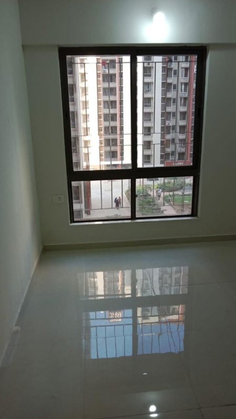 Room, dosti-greater-thane 1 Bedroom 319 Sq.Ft. Apartment In Kalher Thane 10073446