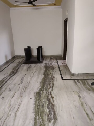 3 BHK Independent House For Rent in Sector 9