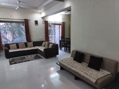 2 BHK Apartment For Rent in Mirchandani Palms
