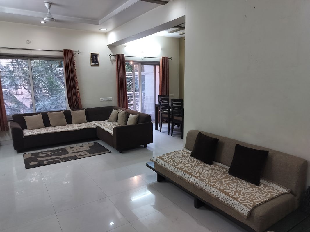 2 BHK Apartment For Rent in Mirchandani Palms