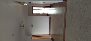 Furnished Amenities in 2 BHK Apartment at Jaypee Greens – for Rent