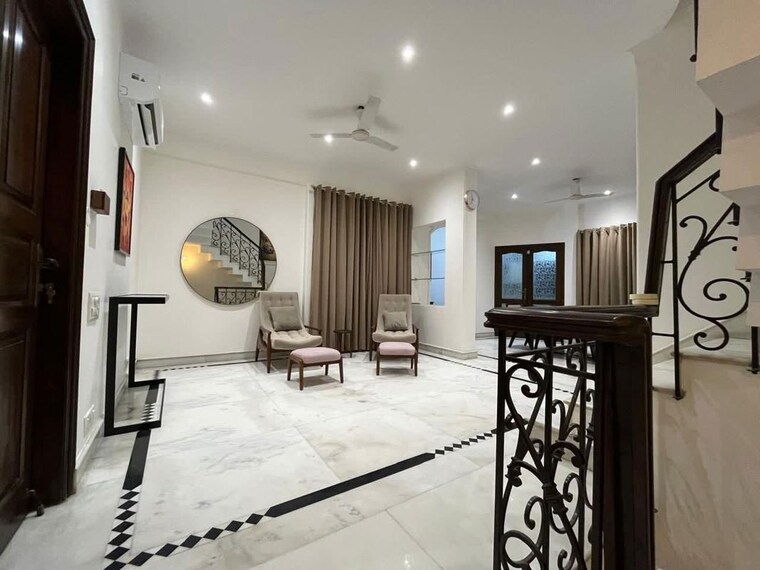 Bedroom, sector 21 1 RK 658 Sq.Ft. Apartment In Sector 21 Gurgaon 10073473