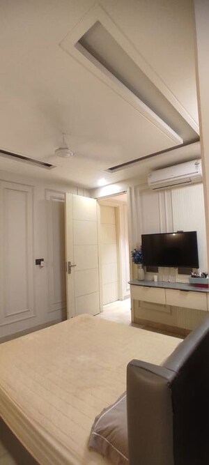 Living Room in 3 BHK Builder Floor at Safdarjung Enclave – for Rent