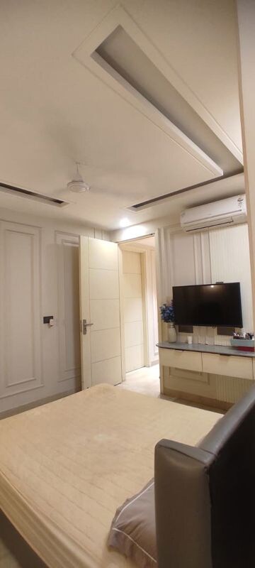 Living Room in 3 BHK Builder Floor at Safdarjung Enclave – for Rent