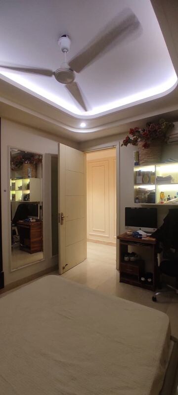 Living Room in 3 BHK Builder Floor at Safdarjung Enclave – for Rent