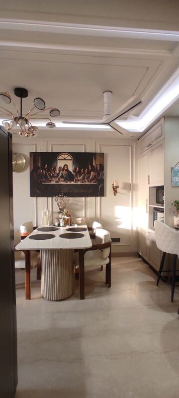 Bedroom in 3 BHK Builder Floor at Safdarjung Enclave – for Rent