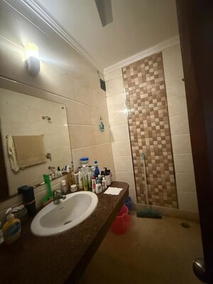 Bathroom in 1 BHK Builder Floor at Kalkaji – for Rent