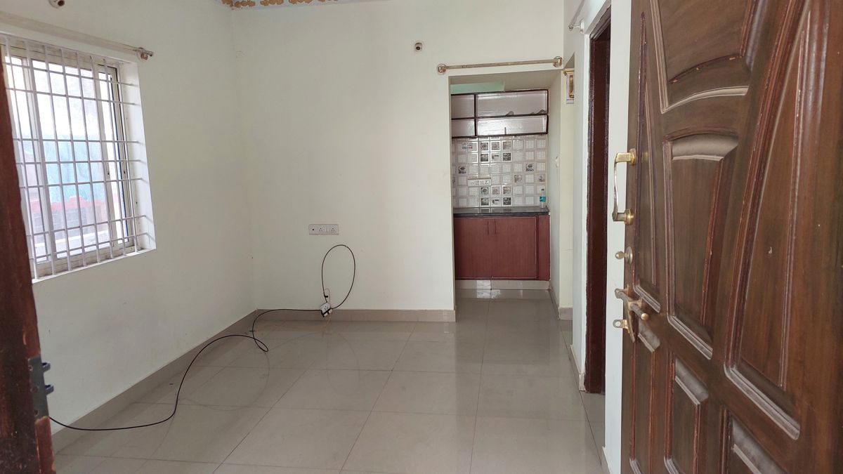 1 BHK + Pooja Room Independent House For Rent in Koramangala
