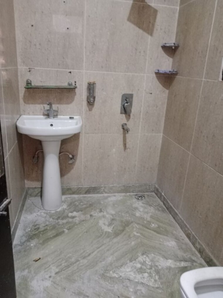 Bathroom, ansals sushant city 3.5 Bedroom 1801 Sq.Ft. Builder Floor In Ansals Sushant City Panipat 10073504