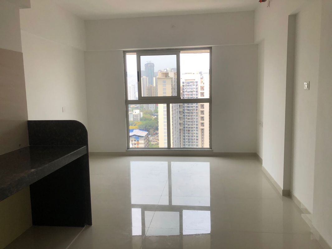 1 Rk  300 Sq.Ft. Apartment in Marathon Ekveera