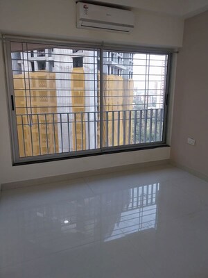 Room in 2 BHK Apartment at Arkade Earth, Kanjurmarg East – for Rent