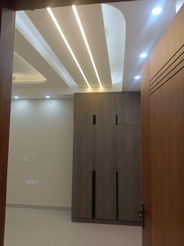 Building Lobby in 3 BHK Builder Floor at Sector 9a – for Sale