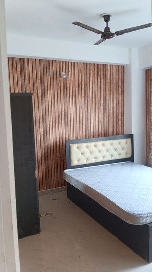 4 BHK Builder Floor For Rent in Uzan Bazar