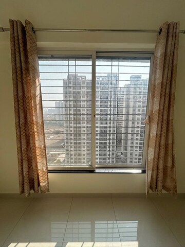 Room in 1 BHK Apartment at Kolte Patil Life Republic, Hinjewadi – for Rent