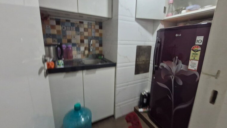 Kitchen, goregaon east Commercial Office Space 900 Sq.Ft. In Goregaon East Mumbai 10073777