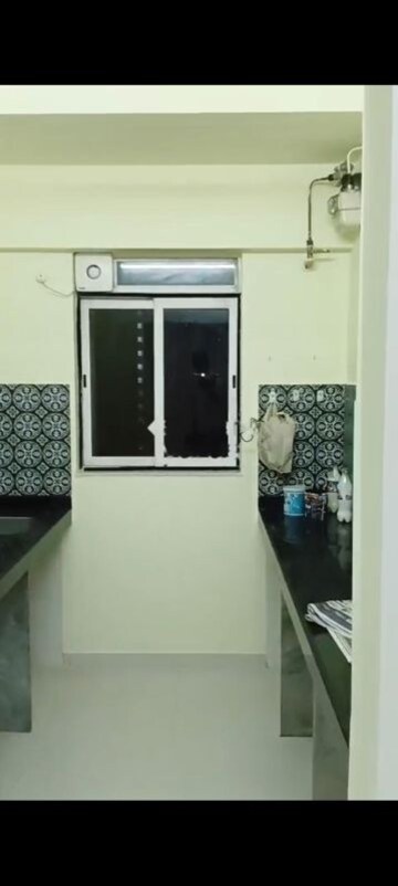 Furnished Amenities in 1 BHK Apartment at Lodha Amara, Kolshet Road – for Rent