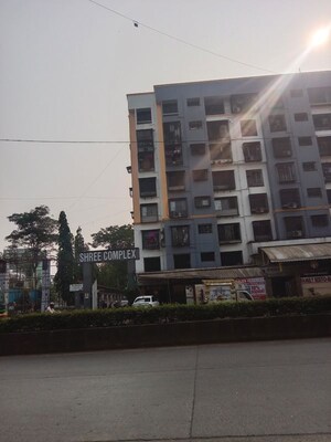 2 BHK Apartment For Rent in Shree Complex Borivali, Borivali West