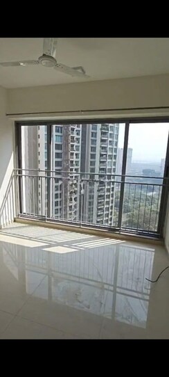 2 BHK Apartment For Rent in Kalpataru The Sunrise