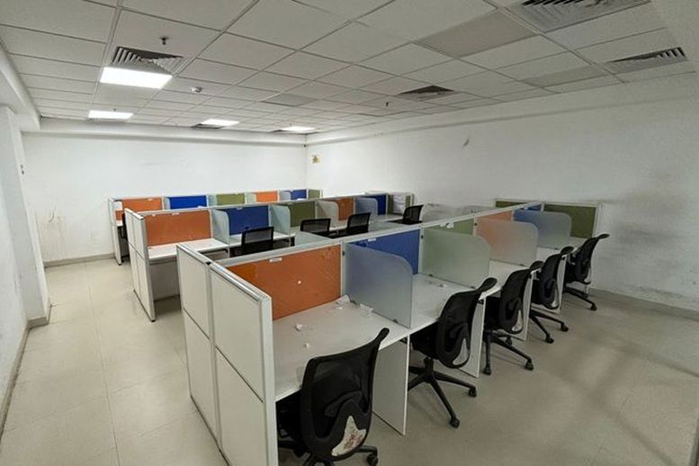 Office Space For Rent in Omkar The Summit Business Bay