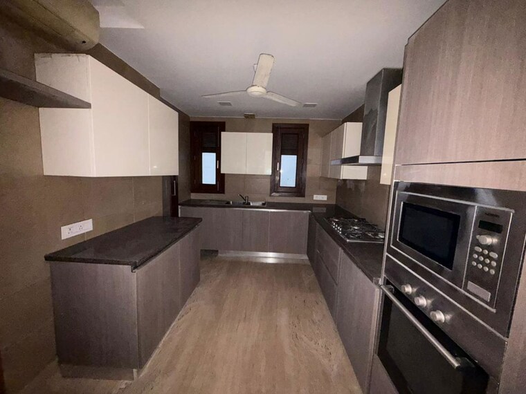 Kitchen, greater kailash ii 4 Bedroom 450 Sq.Yd. Builder Floor In Greater Kailash ii Delhi 10073822