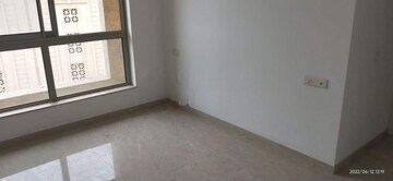 Room in 2.5 BHK Apartment at Hiranandani The Walk, Ghodbunder Road – for Rent