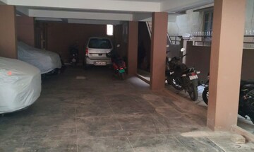 Parking in 6+ BHK Independent House at Rt Nagar – for Sale