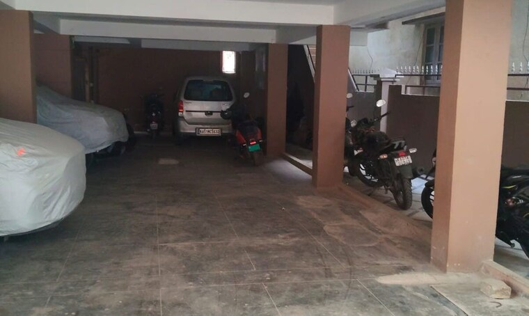  Parking, rt nagar 6+ Bedroom 5400 Sq.Ft. Independent House In Rt Nagar Bangalore 10073808