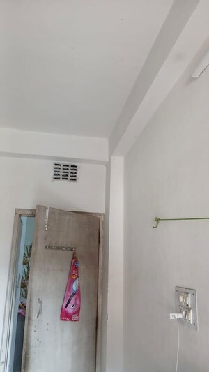 Furnished Amenities in 3 BHK Builder Floor at Babupara – for Sale