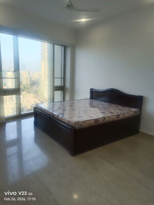2 BHK Apartment For Rent in Chandak Cornerstone, Worli