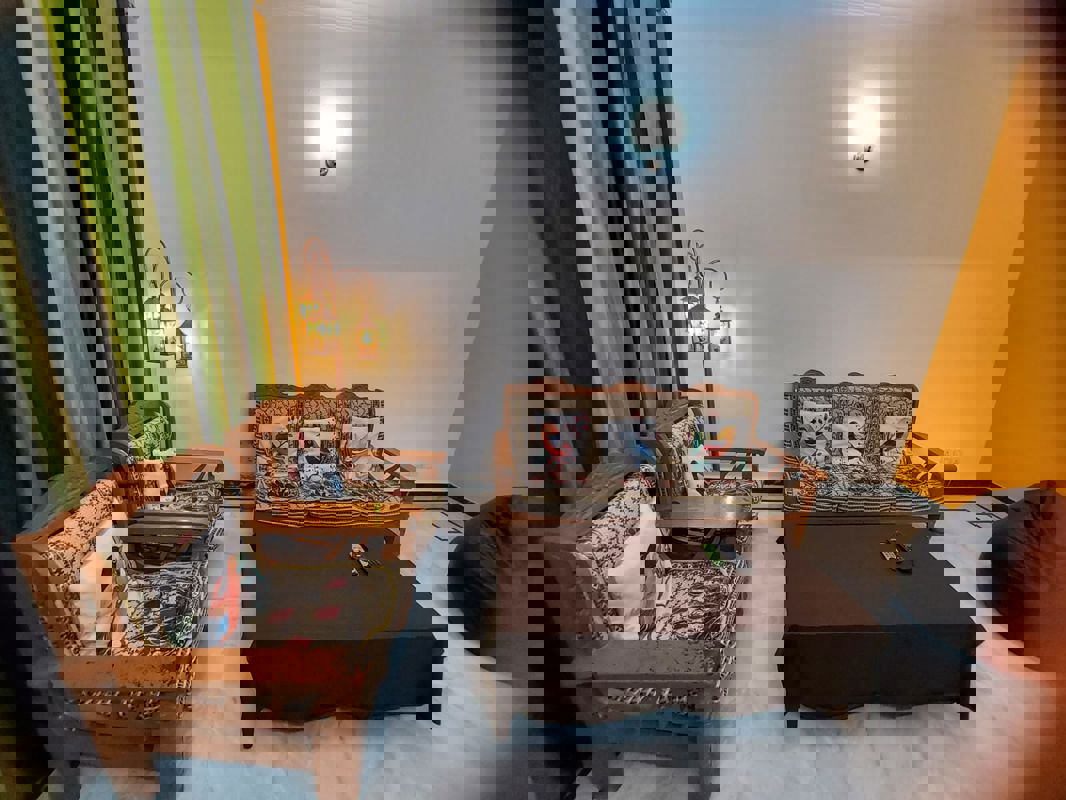 3.5 BHK 3000 Sq.Ft. Builder Floor in Tarang Orchid