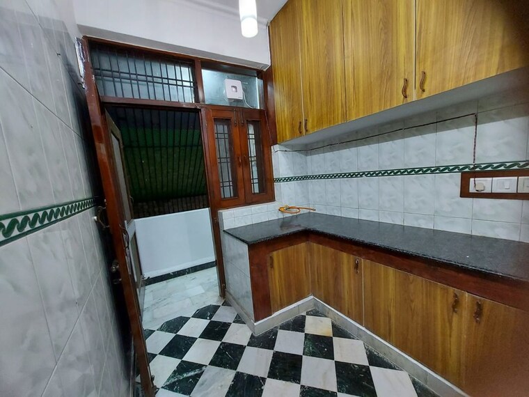 Kitchen, tarang-orchid 3.5 Bedroom 3000 Sq.Ft. Builder Floor In Sector 28 Faridabad 10073875