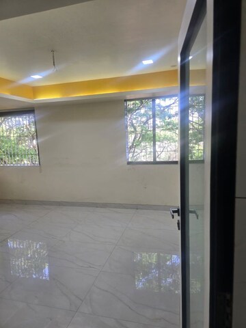 Room in  Office Space at Ram Building, Naupada – for Rent