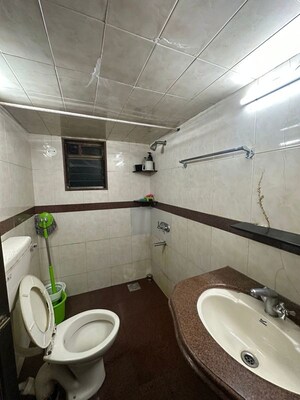 Bathroom in 2 BHK Apartment at Shilpa Apartment Santacruz West, Santacruz West – for Rent