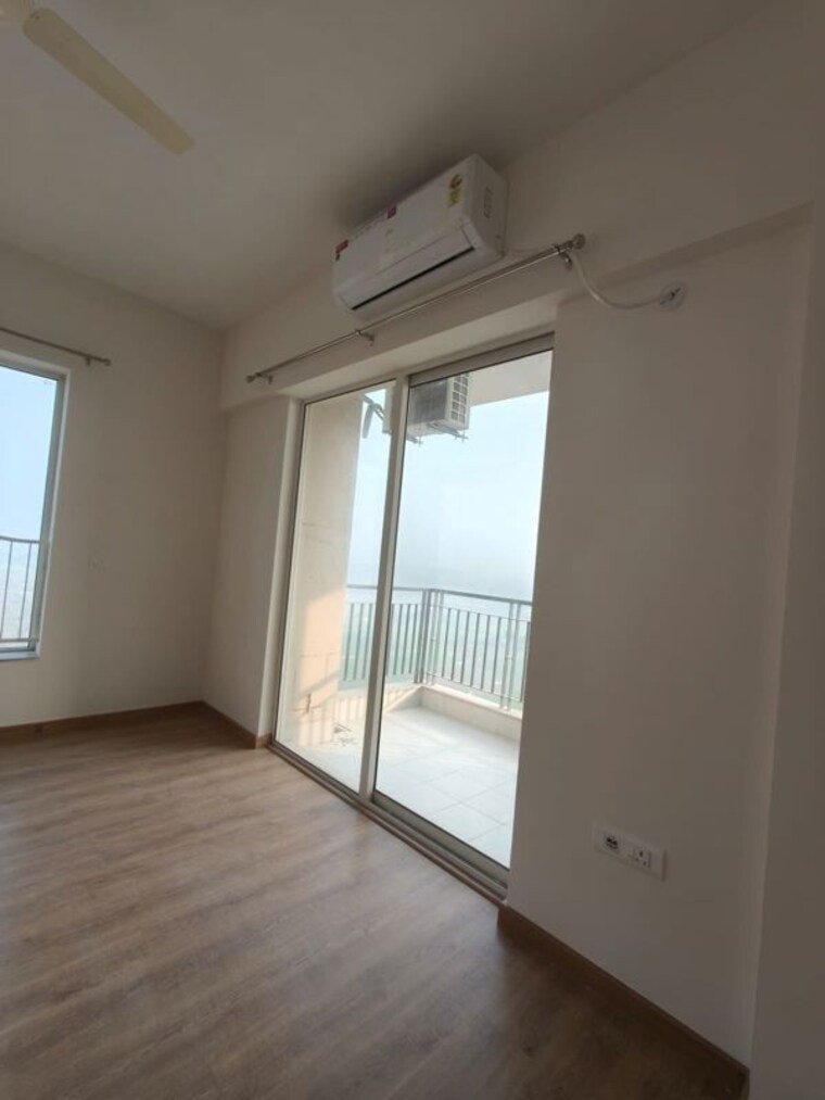 Room, godrej-nature-plus 2.5 Bedroom 1515 Sq.Ft. Apartment In Sohna Sector 33 Gurgaon 10073907