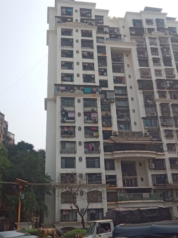 3 BHK Apartment For Sale in Kailash Towers